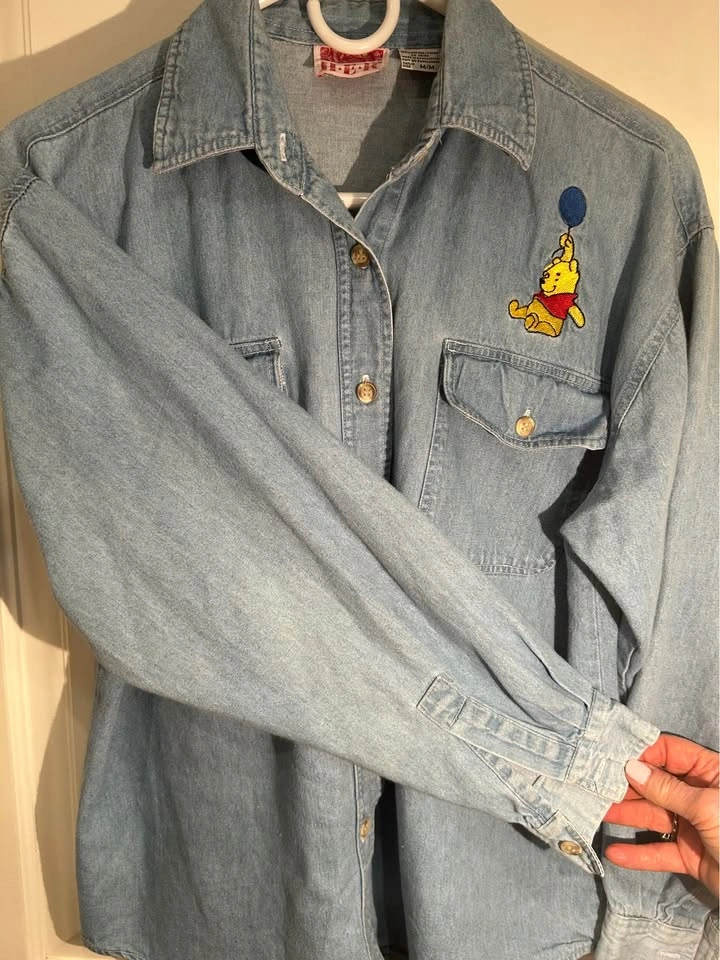 Women's Vintage Winnie the Pooh Embroidered Denim Shirt – Size M - photo 4