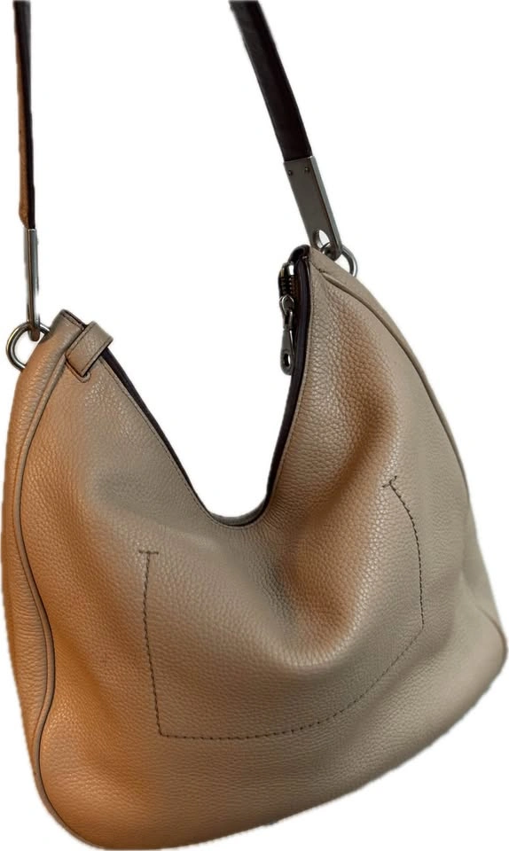 Marc by Marc Jacobs Beige Leather Hobo Bag - photo 2