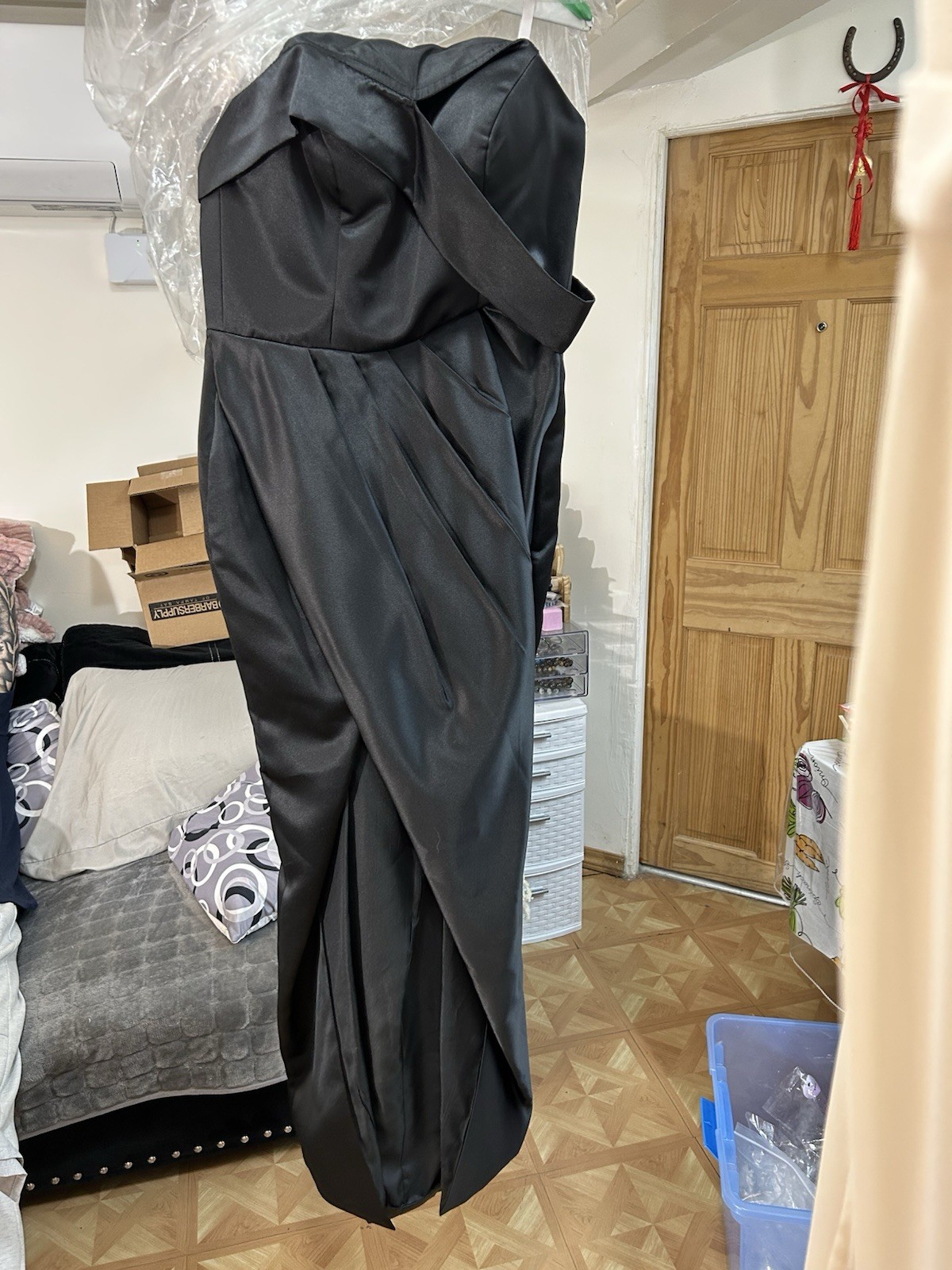 Black Satin Strapless Lace-Up Long Formal Gown Dress M/L - photo 3