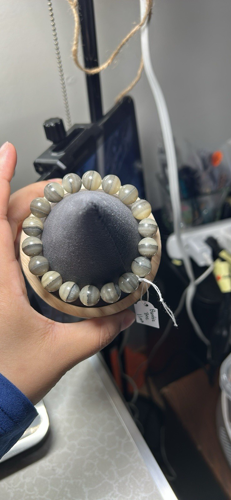 Bumble Bee Gemstone Beaded Bracelet - Gray & White - photo 3