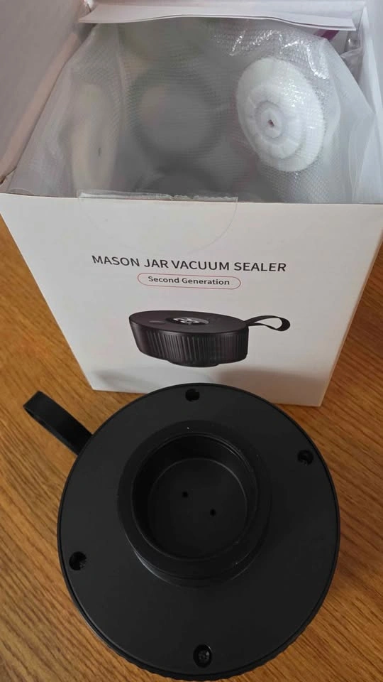 Mason Jar Vacuum Sealer - photo 2