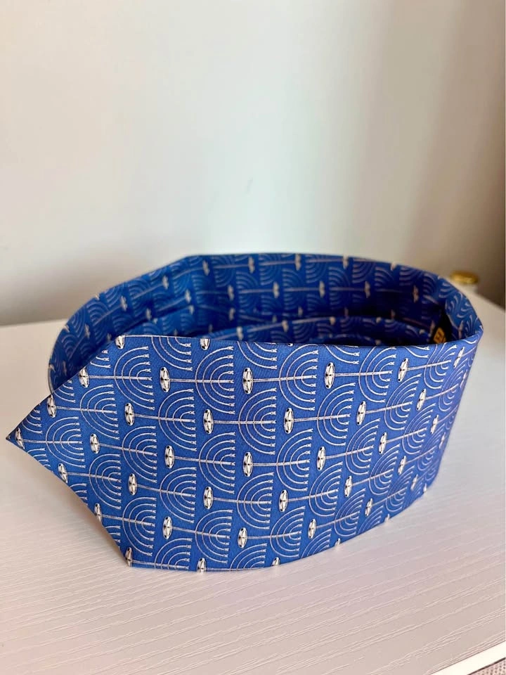 Josh Bach 100% Silk Menorah Tie - New without Tags