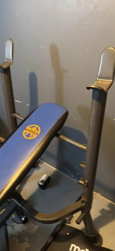 Marcy weight bench with rack - photo 3