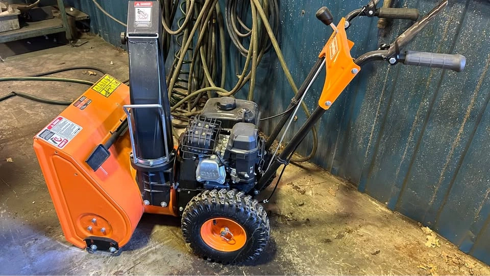SuperHandy Snow Thrower - photo 2
