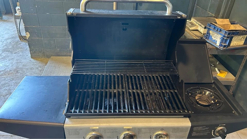 Broil King Gas Grill - photo 2