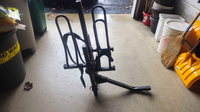 CCM 2-Bike Hitch Mount Rack – Heavy Duty - photo 3