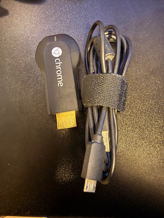 Google Chromecast (1st Gen)