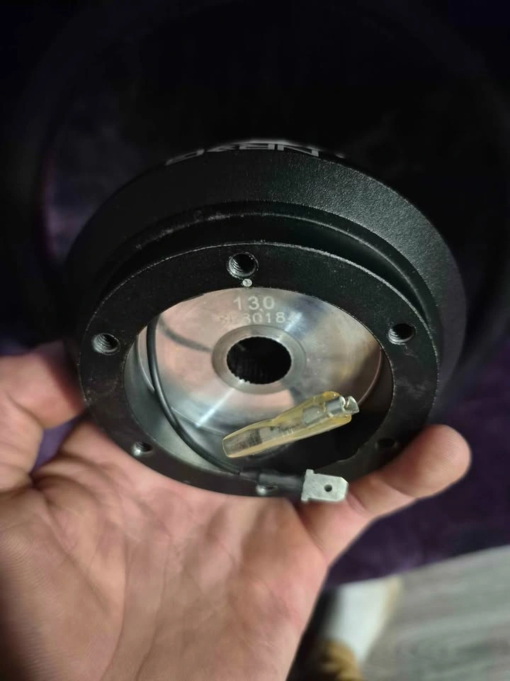NRG Hub and Quick Release Steering Wheel Combo - photo 2