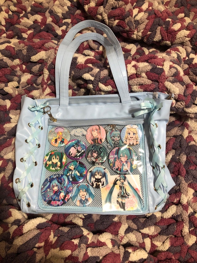 Hatsune Miku Itabag with Pins & Keychains