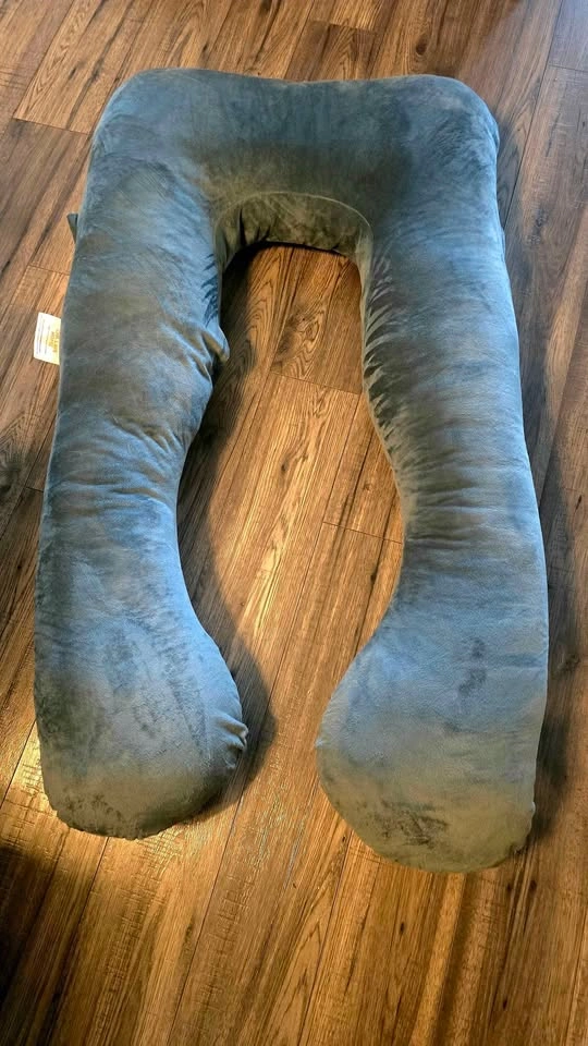 Pregnancy U-Shaped Body Pillow – Dark Grey – Brand New - photo 2