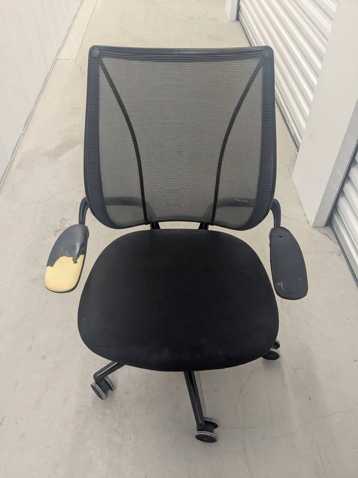 Humanscale Liberty Ergonomic Office Chair – Mesh Back – Adjustab - photo 2