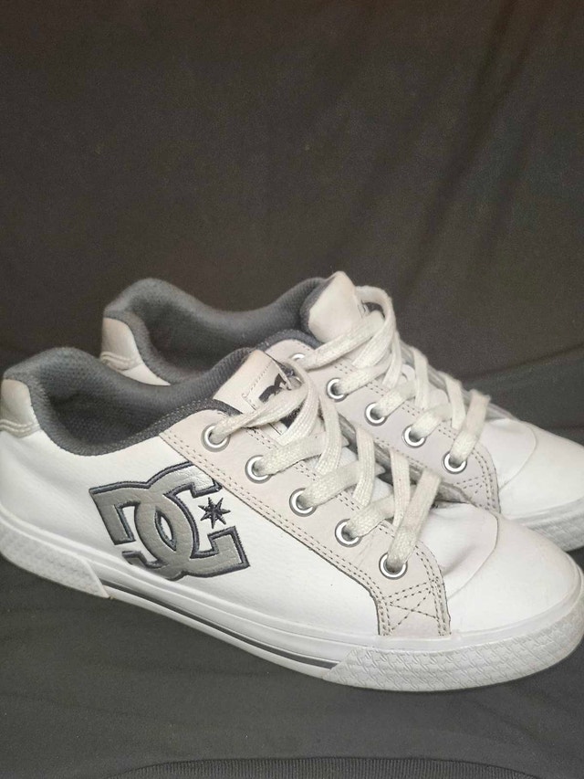 DC Chelsea SE Women's Skate Shoes Size 6.5 - photo 2