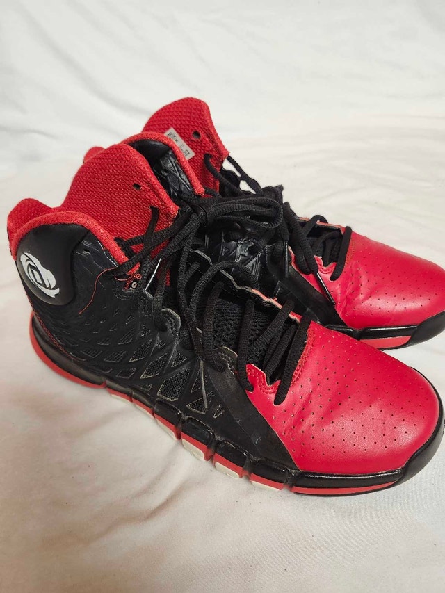 Adidas D Rose 773 Men's Size 9 US Basketball Shoes - photo 2