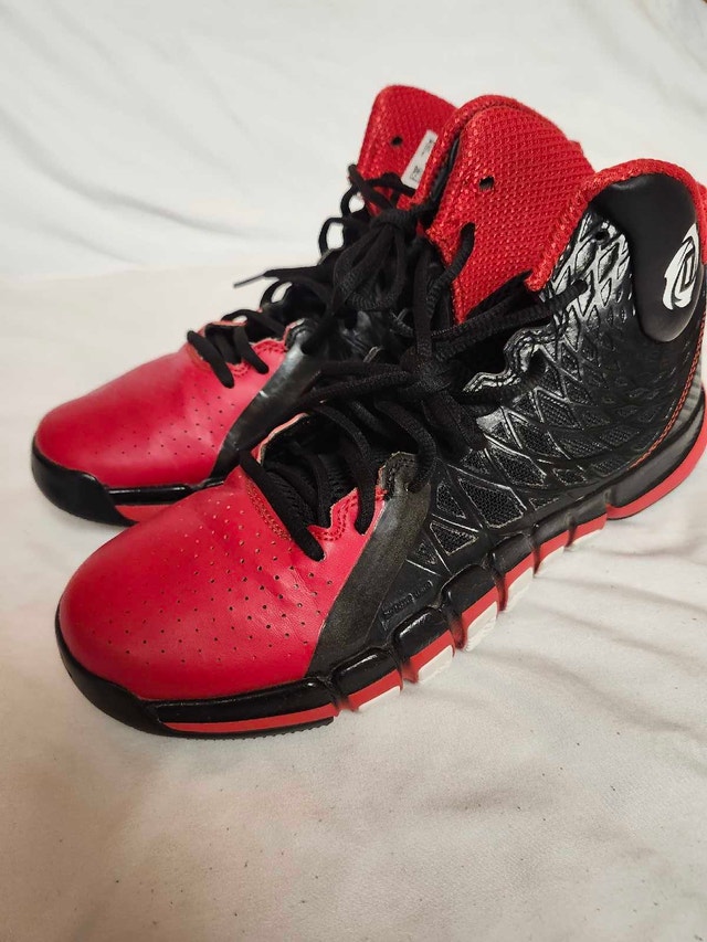 Adidas D Rose 773 Men's Size 9 US Basketball Shoes - photo 3