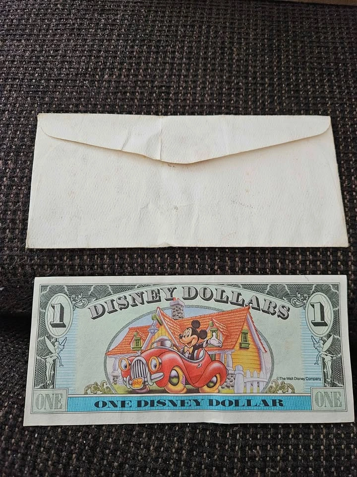 Rare 1993 Series A $1 Disney Dollar - Mickey's 65th Birthday w/ - photo 2