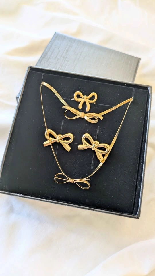 Brand New 18K Gold-Plated 4-Piece Jewelry Set