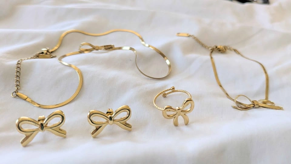 Brand New 18K Gold-Plated 4-Piece Jewelry Set - photo 2