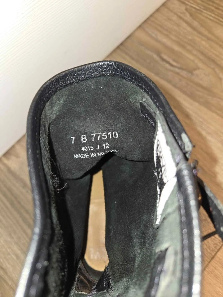 FRYE Boots size 6 or 7 - photo 5