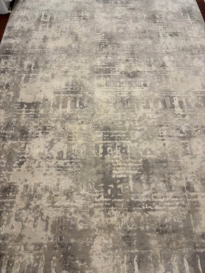 Grey/white textured area rug 5 ft 3 in. x 7 ft. - photo 4