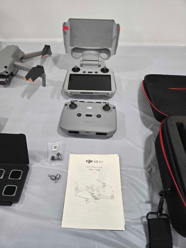 DJI Air 2S Drone - photo 3