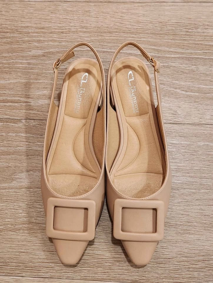 Women Slingback Flats - Size 8 - Excellent Condition - photo 2