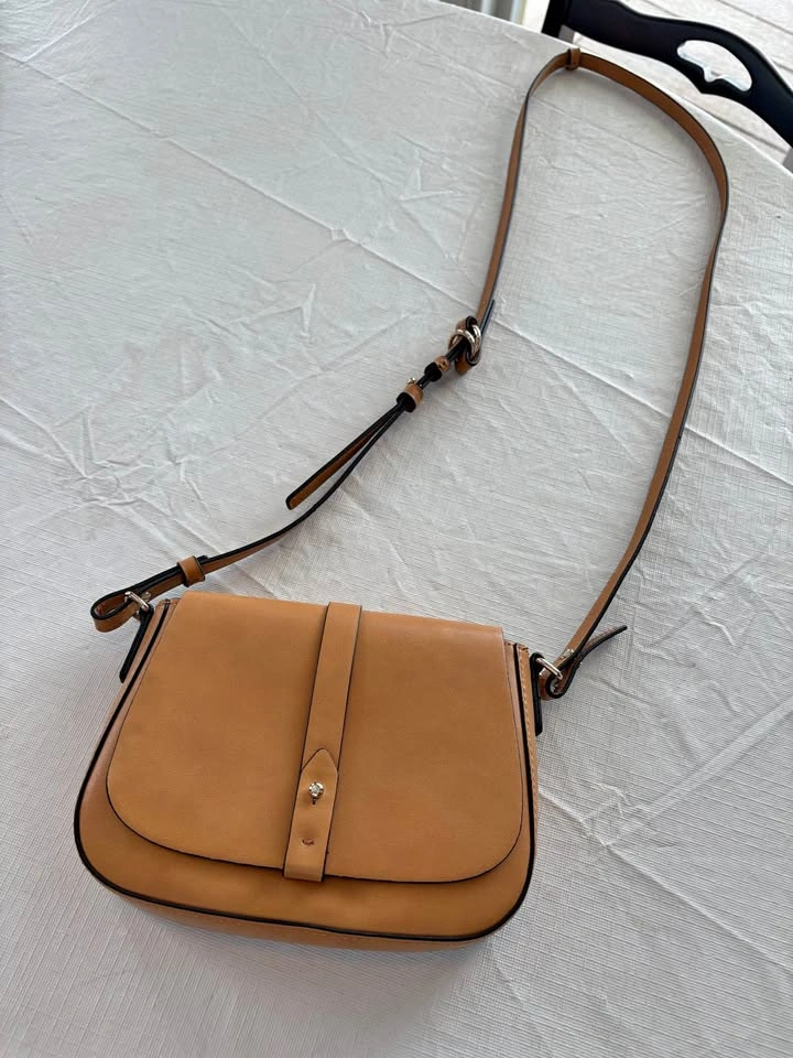 Gap Tan Faux-Leather Saddle Crossbody Bag - Excellent Condition