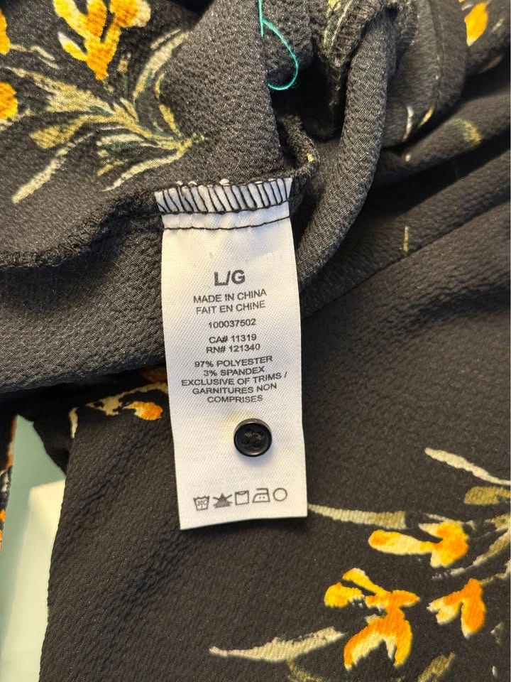 Dynamite Black Floral Wrap Top - Size Large - photo 3