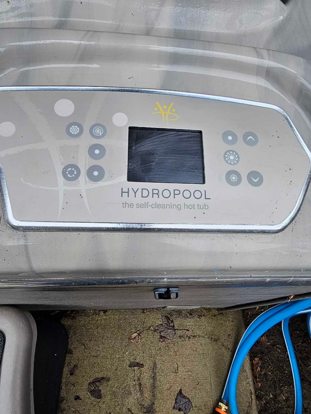 Hydropool Hot Tub Spa - photo 3