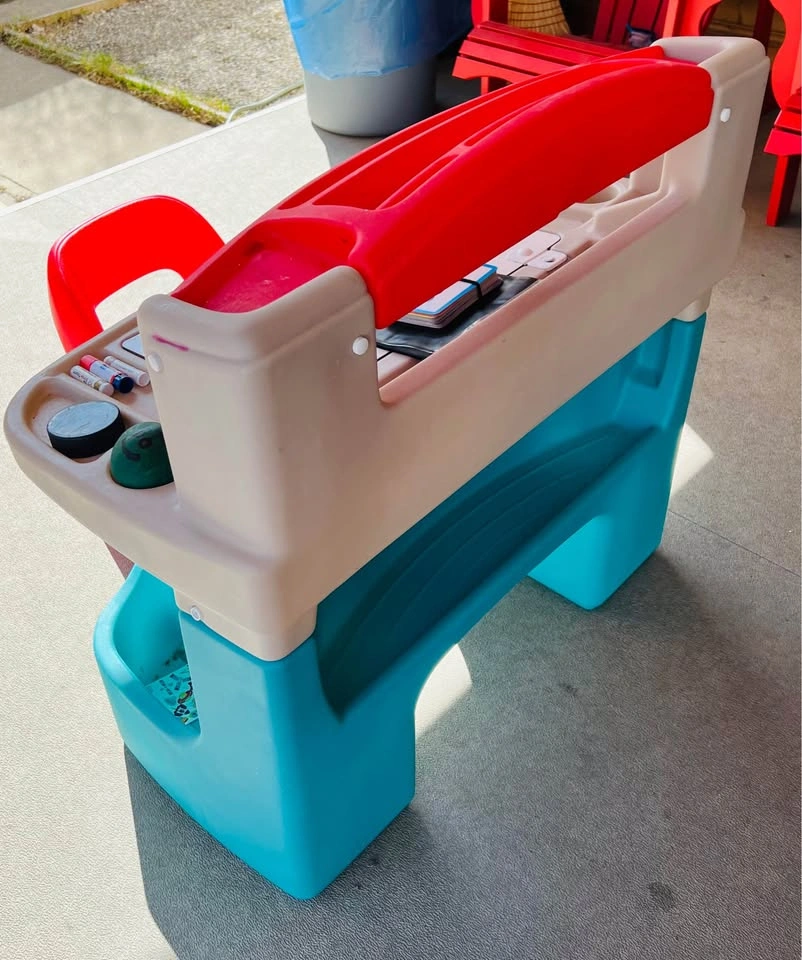 Step 2 Art Master Activity Desk - photo 3