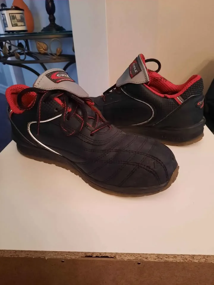SUPER COFRA Unisex Connolly Safety Shoes US8 EU42 UK7 image indicator(4)