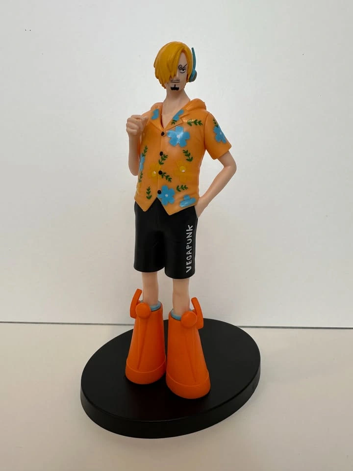 One Piece Egghead Arc Figurines - photo 5