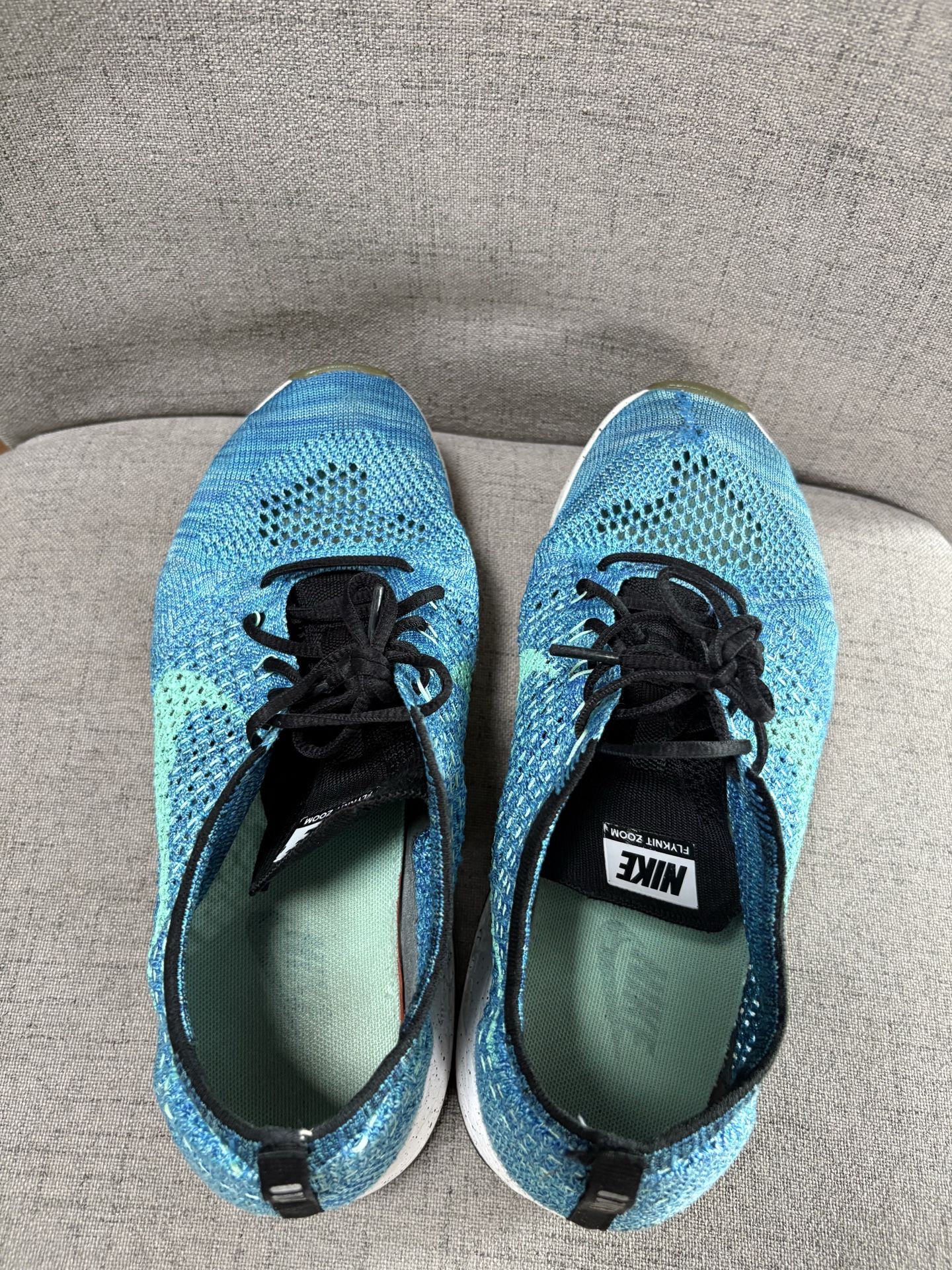 Women's Shoes Size 9 - $10 - photo 3