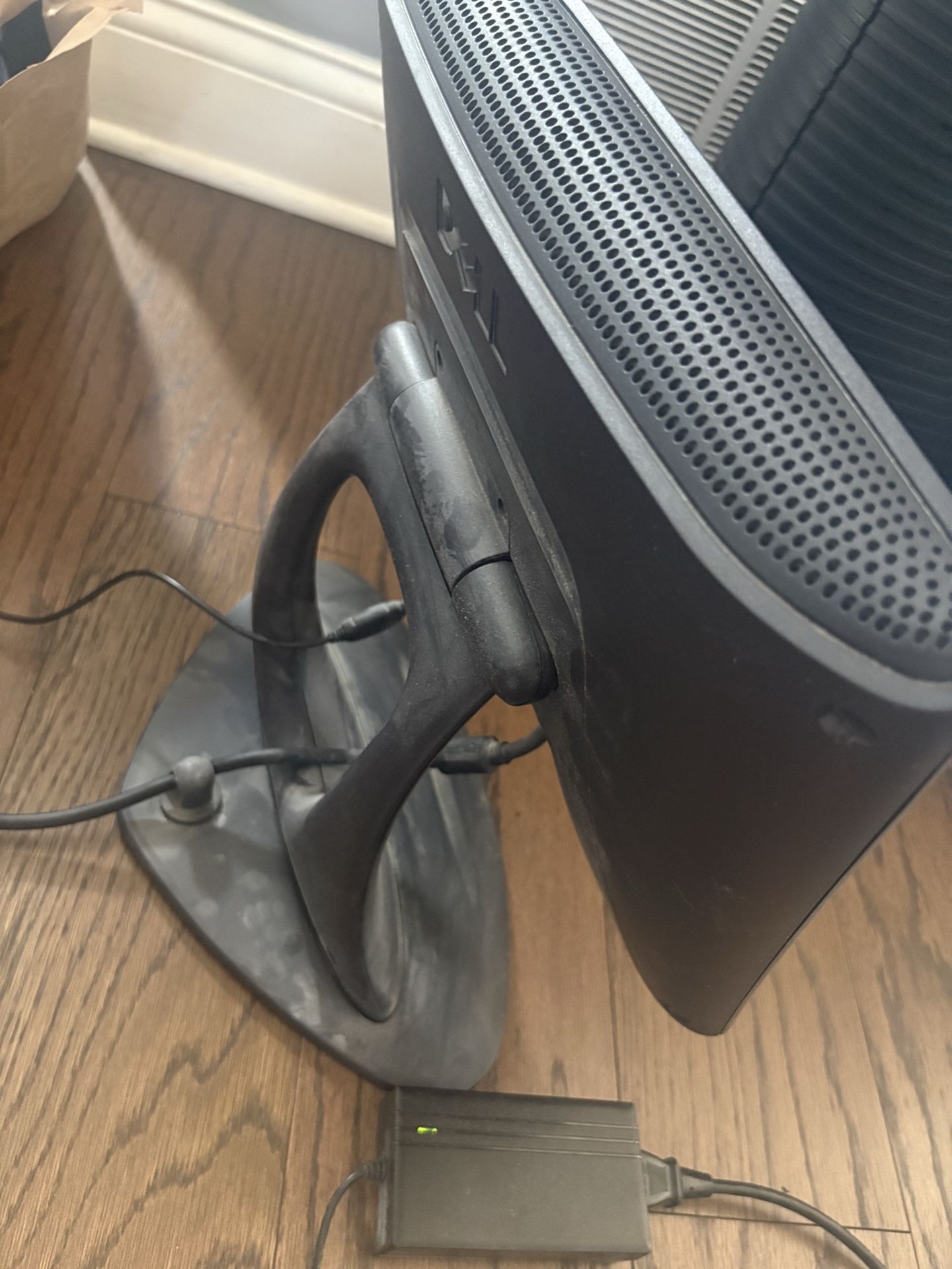 Old dell monitor $5 - photo 2