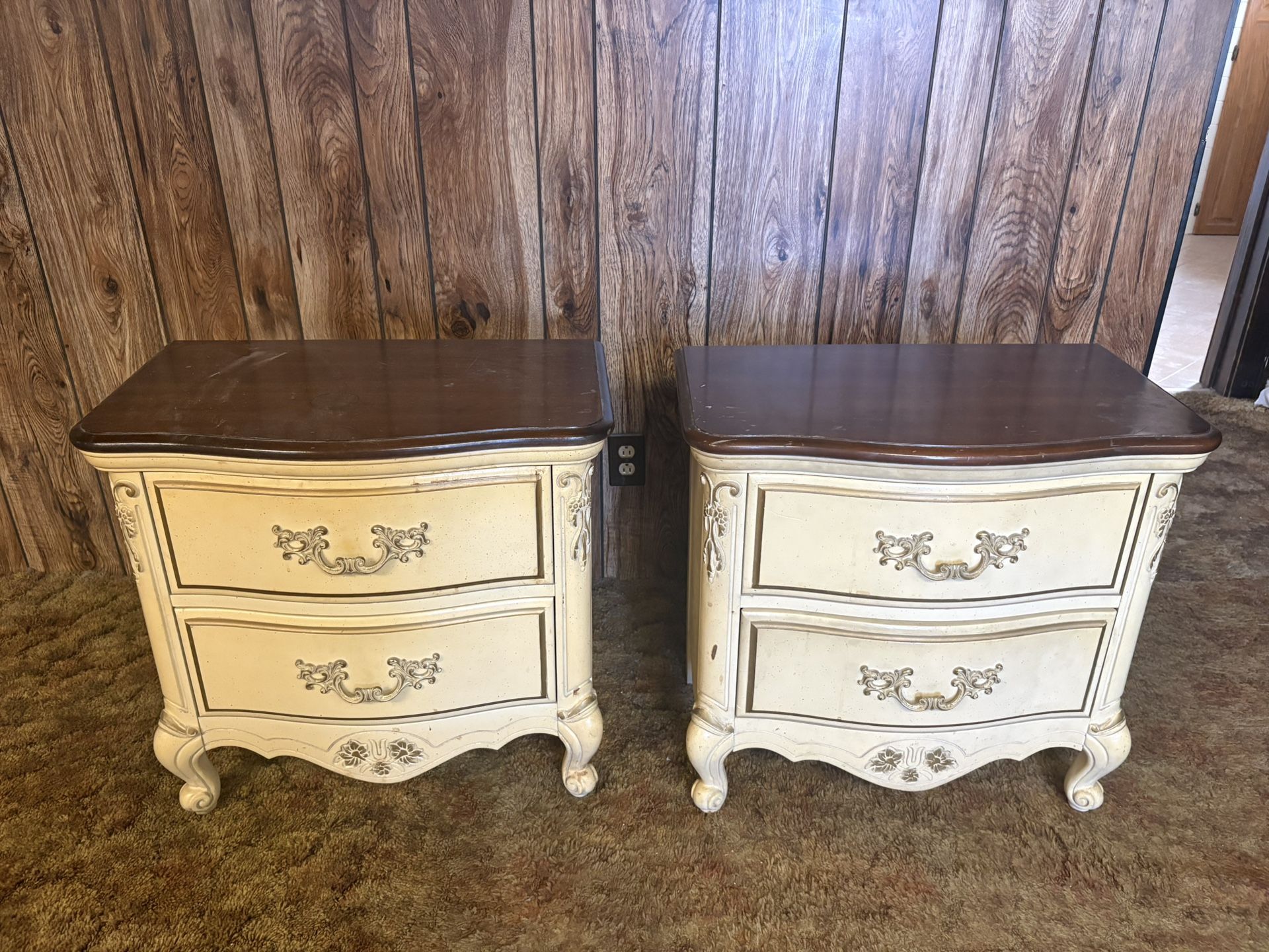 Bassett Vintage Bedroom Set $1000 - photo 3