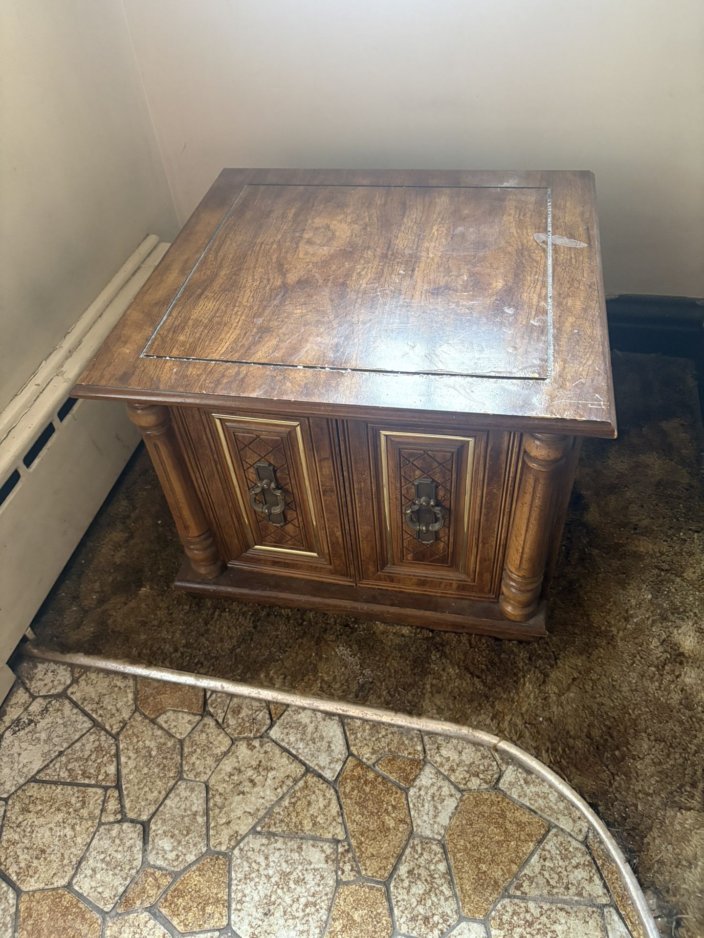 2 Vintage Side Tables