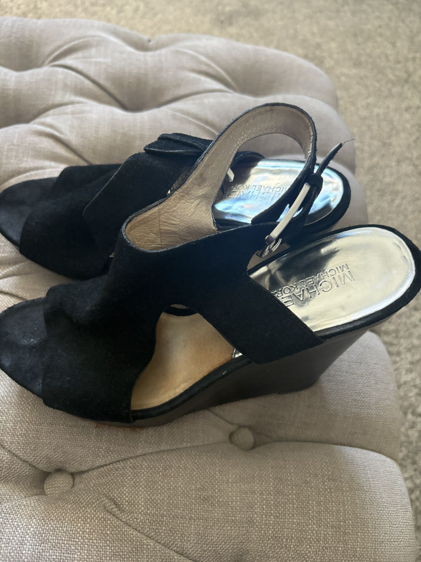 Black Wedges Size 9 $10 - photo 4