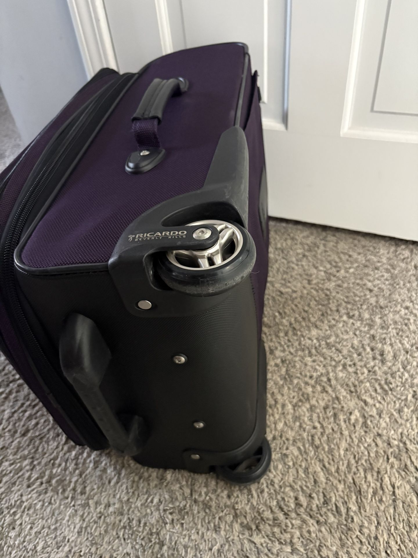 Ricardo Carry On Used Twice $40 - photo 5