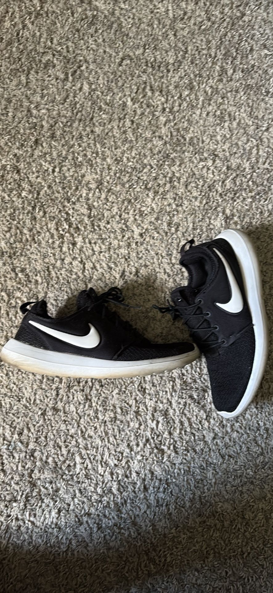 Nike Women's Shoes Size 9.5