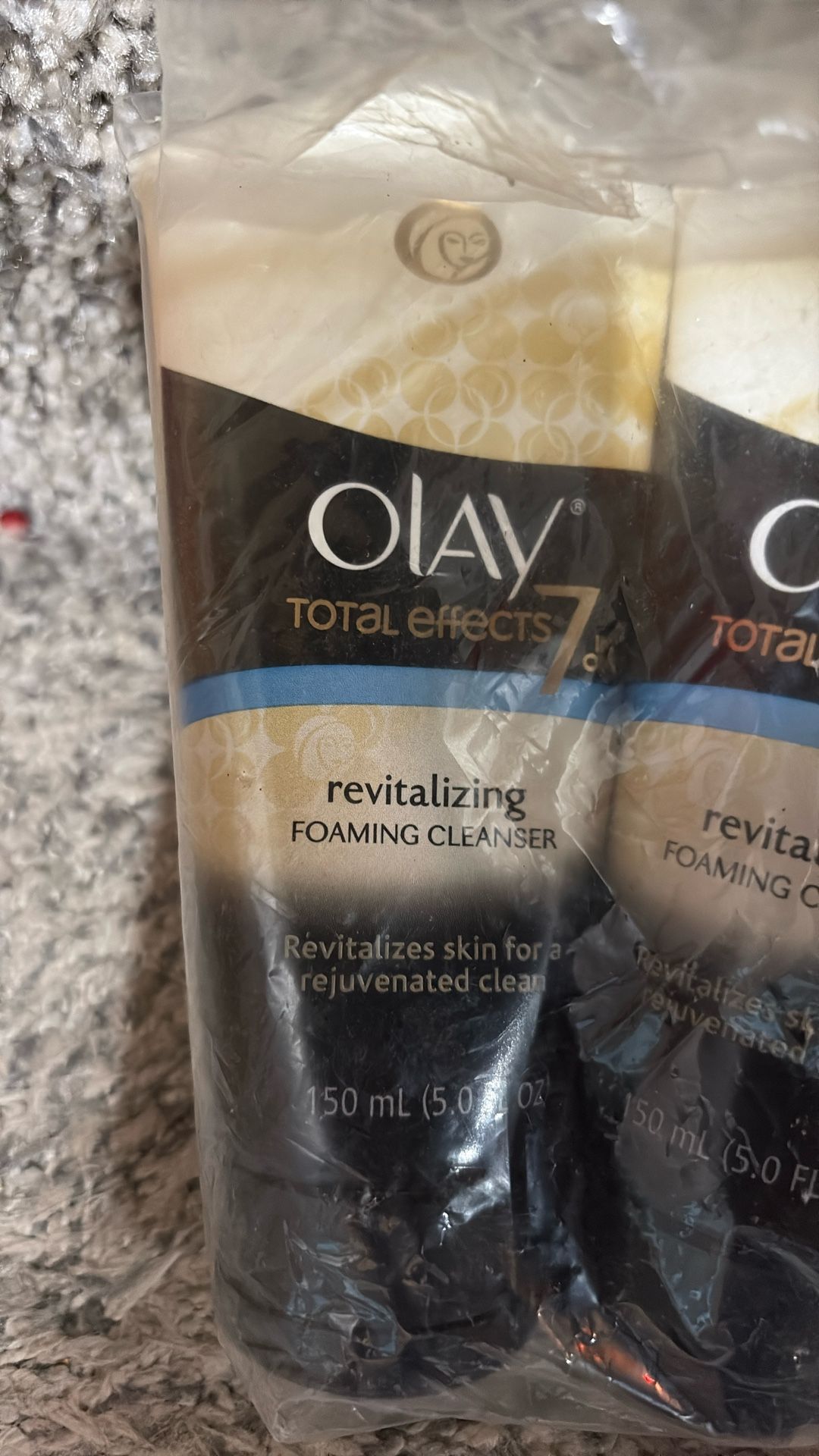 3 New Olay Cleanser $20 For All - photo 2