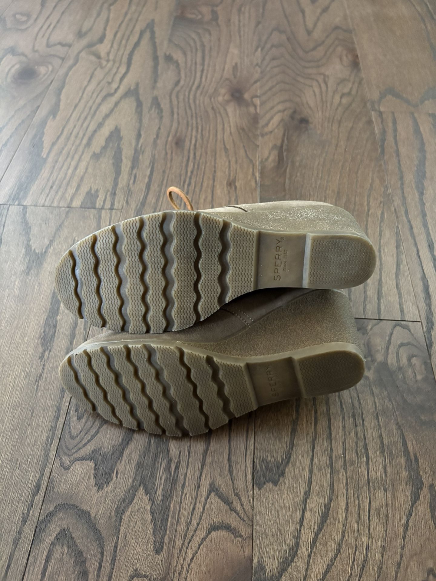 Sperry Wedges Size 9 New - photo 4