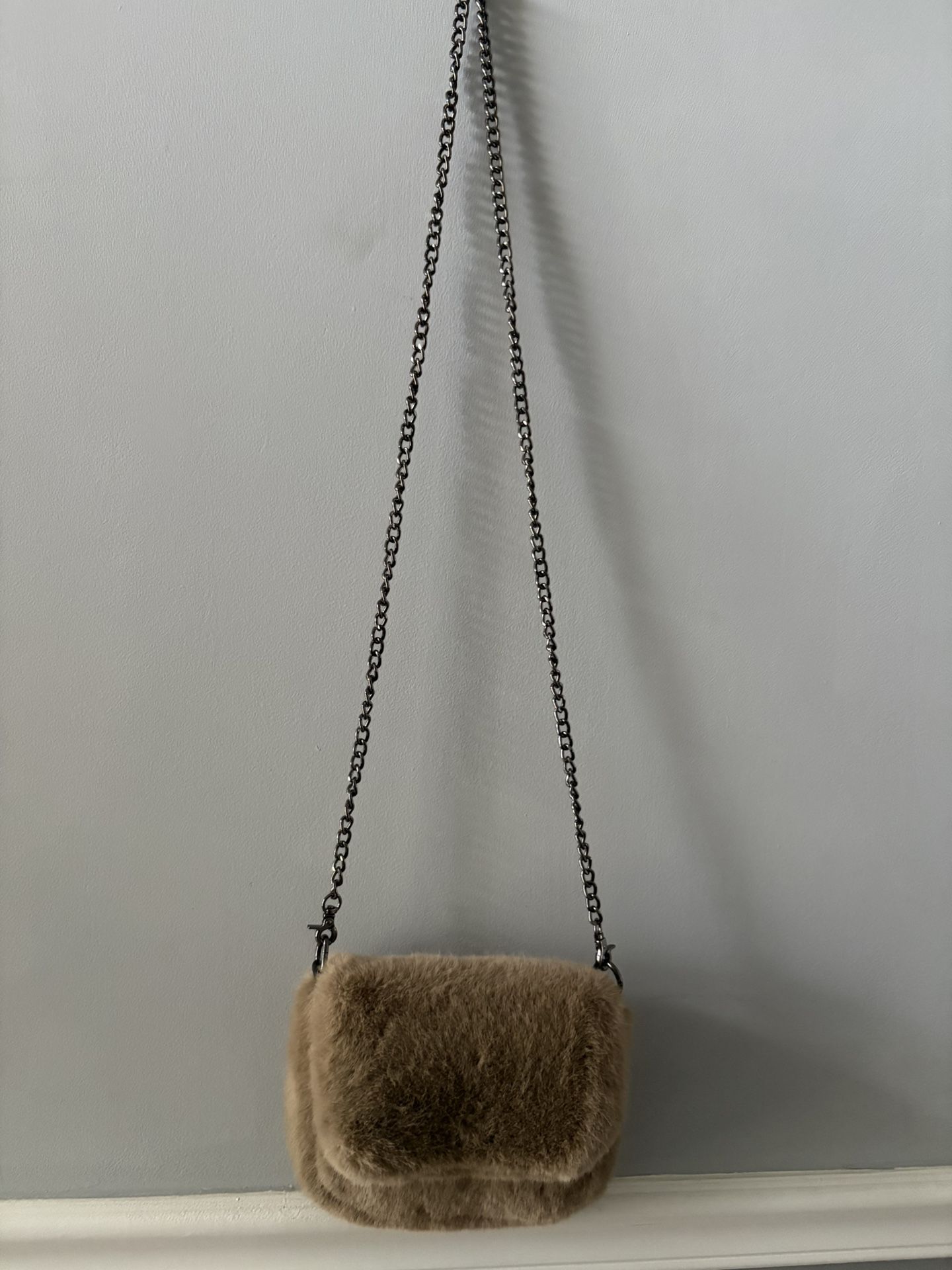 Small Furry Handbag Used Once $20 - photo 2