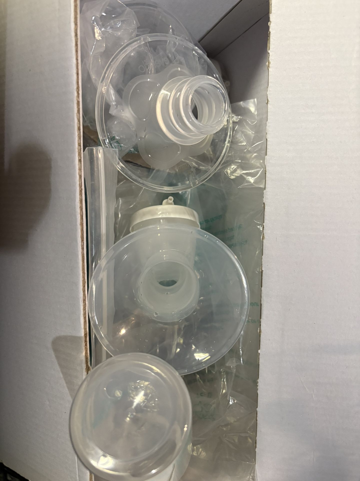 Evenflo Breast Pump Used Once - photo 2