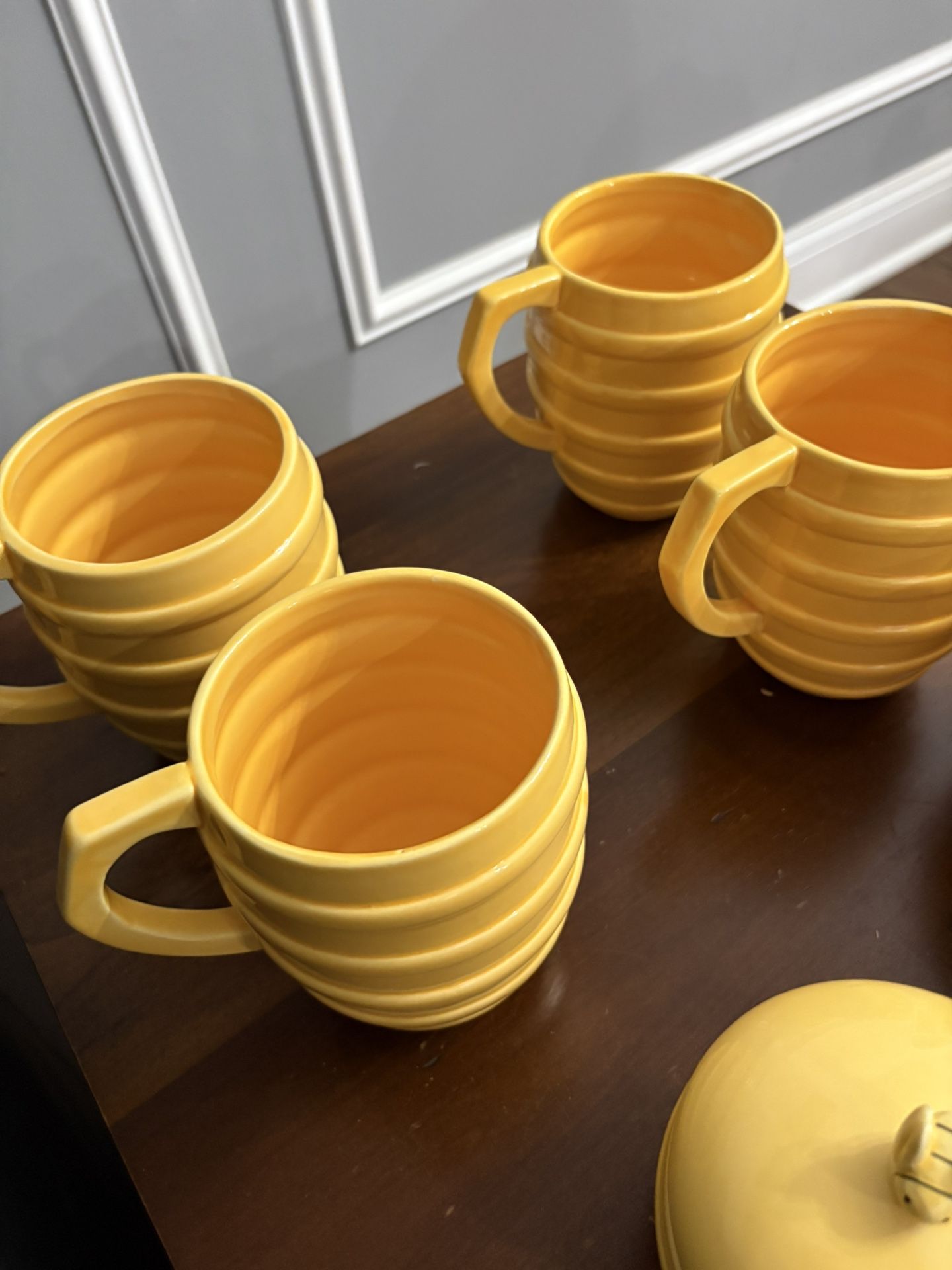 RARE BEE HIVE TEA SET By TAG LTD - photo 4
