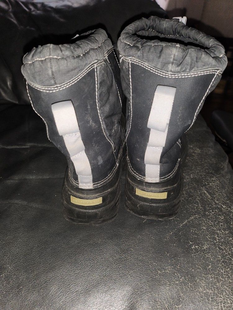 Big Kid Northface Boots Size 4 $20 - photo 5