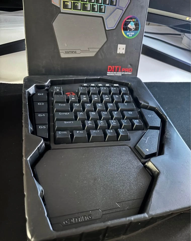 New - Wireless One-Handed Mechanical Keyboard - photo 2