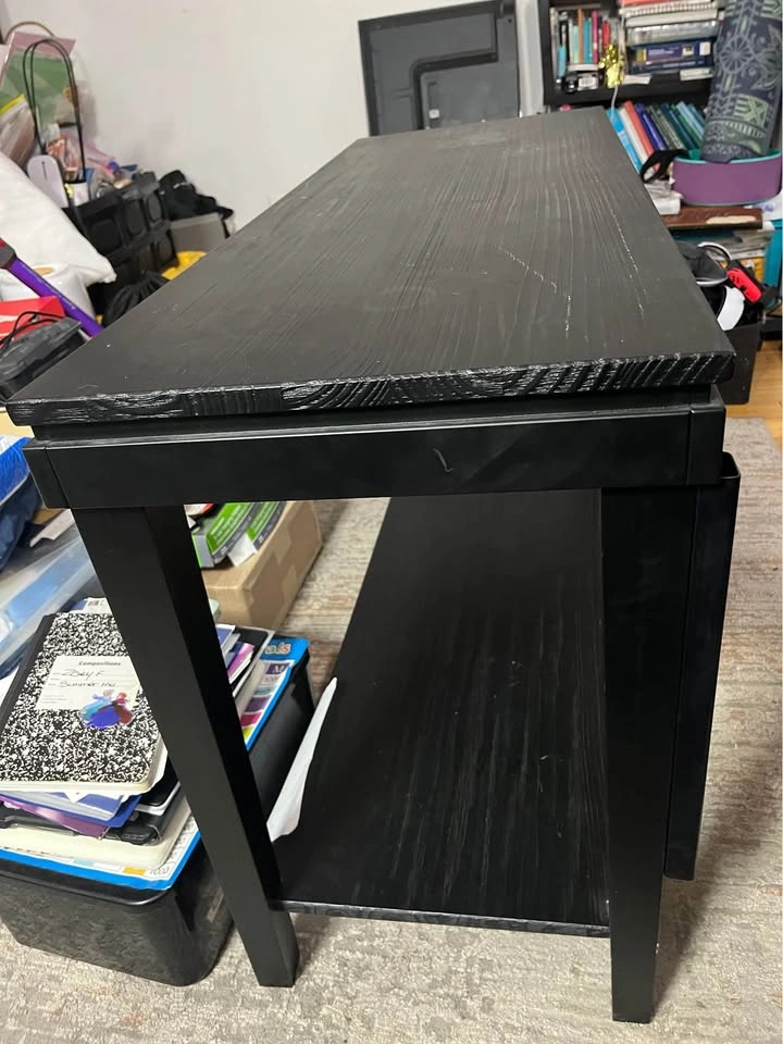 Black Table Needs out ASAP - photo 3