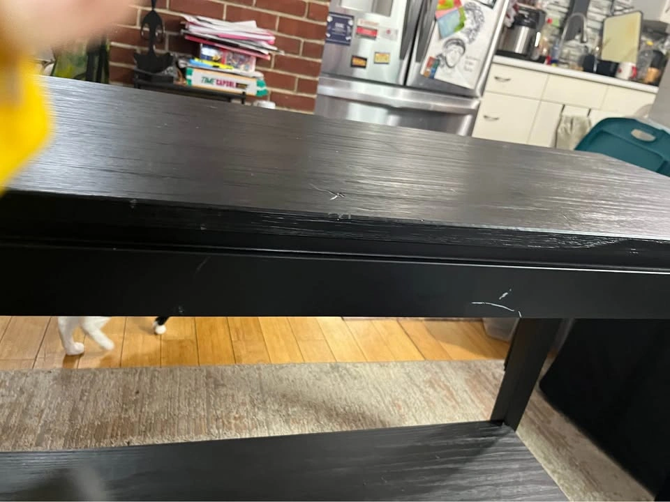 Black Table Needs out ASAP - photo 4
