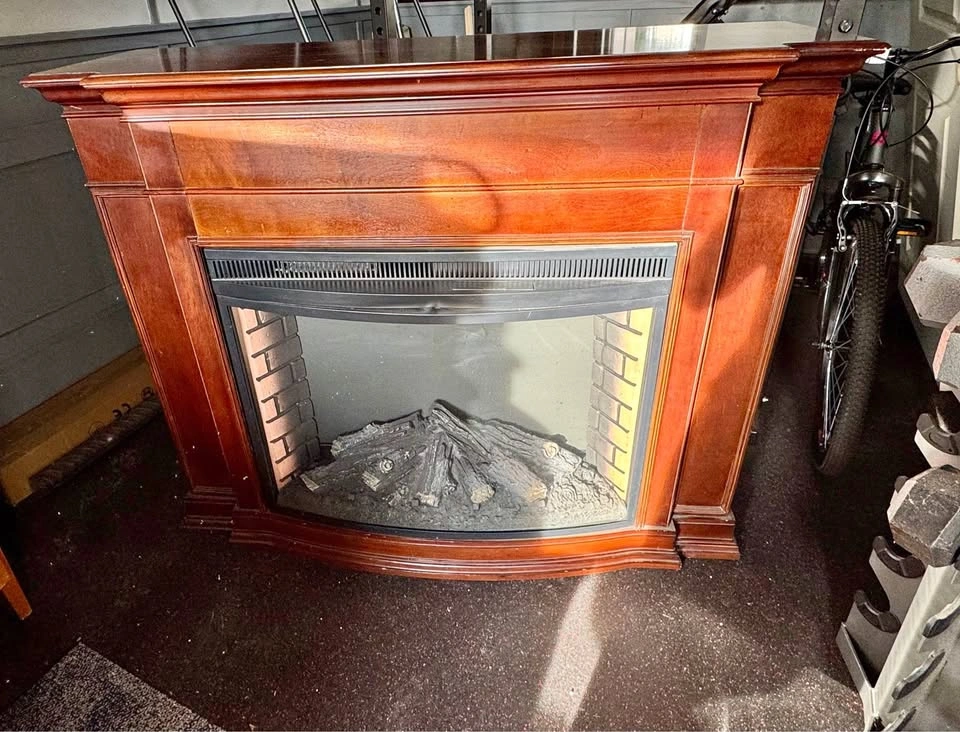 Electric Fireplace / TV Stand