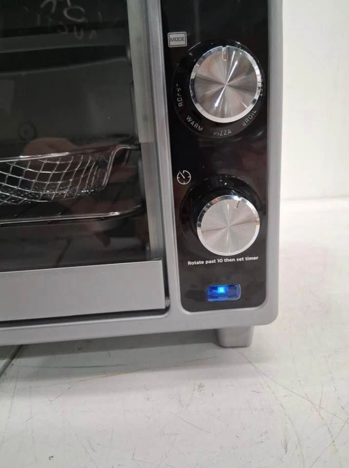 Amazon Basics 6-Slice Toaster Oven w/ Air Fryer - photo 5
