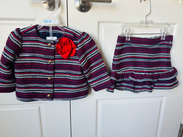 Brand New 2 Piece Dress Set - 2T-3T